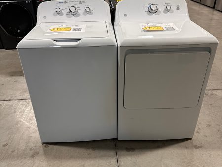 GREAT NEW GE TOP LOAD WASHER GAS DRYER LAUNDRY SET - WAS13201 DRY12308 Supply