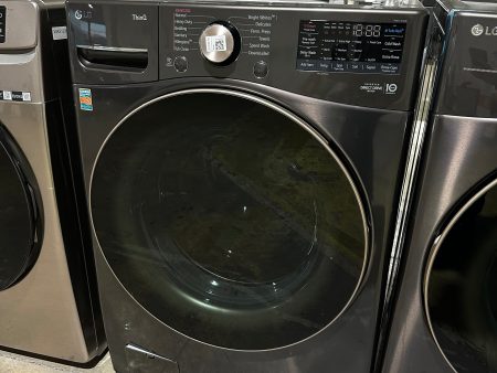 BEAUTIFUL BLACK STEEL SMART FRONT LOAD WASHER MODEL: WM4000HBA  WAS12066S For Discount